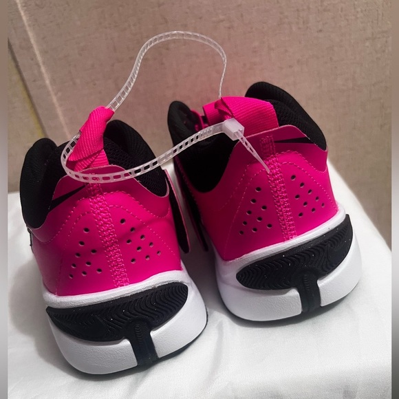 Nike Kids Fuchsia and Black Sneakers - Picture 7 of 8